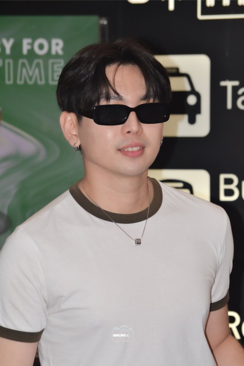 [🛫] AIRPORT PREVIEW | 140226
📍 Mactan Cebu International Airport

AON Gab

Spotlight Sessions With AON
#AON #AllOrNothing <a href="/gabuccino__/">Gab</a> <a href="/aonofficialph/">AON</a> <a href="/gabzillas_ofc/">GABZILLAS OFFICIAL</a> <a href="/moon7ightsofc/">MOON7IGHTS Official</a>