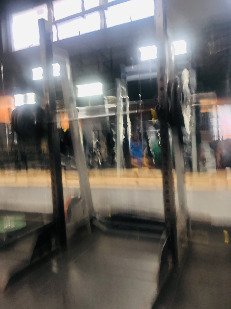 bantu_bhungane's tweet photo. As I was about to pump my 180KG on legs I was reminded SouthA assassinated the greatest African Brand of all times, my brother brother AKA Mr Forbes✌️✌️✌️✌️.
Megacy over everything🫵🫵🫵🫵🫵🫵🫵🫵🫵
#RIPSupaMega https://t.co/txlZbG7a1b