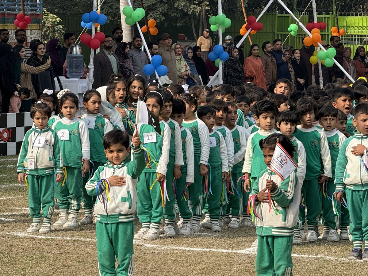 RanaSikandarH's tweet photo. Today My Son Lead The March Past At His School Nawaz Sharif Coe For Early Years Along With The Daughter Of Tea Boy, This Is our Chief Minister's Inclusive Punjab ❤️
Ameer Ghareeb Sab Eik School Main ❤️🙏🇵🇰🔥
Alhamdulilah https://t.co/euVf94fB1u