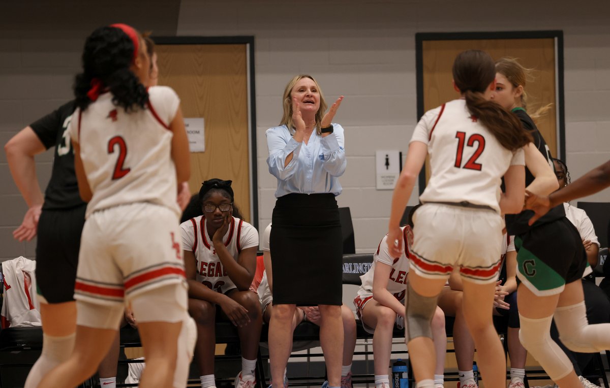 SportsDayHS's tweet photo. Playoff action: See photos from Southlake Carroll's girls basketball bi-district matchup with Mansfield Legacy🏀 | #TXHSBB

📸: Steve Hamm / Special Contributor

Full gallery: https://t.co/Gz6OXvA0Uw https://t.co/CVBql142FK