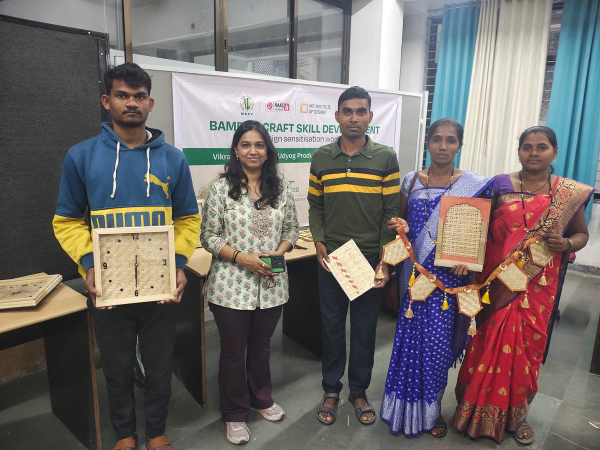 WeAreSwadhin's tweet photo. Our SHG members recently attended a workshop at the Bamboo Design Studio, MIT ADT, Pune — and it was far more than just training. It was a powerful exchange between craft and design, tradition and market thinking.

#swades https://t.co/XiO65MapXt