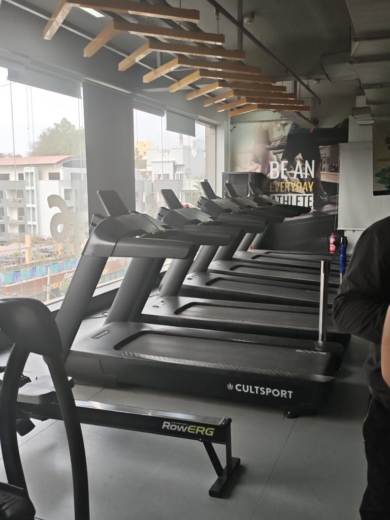 AppPhocus's tweet photo. @we_are_cult Amazing experience at Cult Elite Panathur 👏
No soap at all (better carry your own toilet paper), no hair dryer, no BMI machine, and all treadmill have been non-functional for a week.
Truly ‘elite’ service. Very highly satisfied. https://t.co/sJxSA55vpB