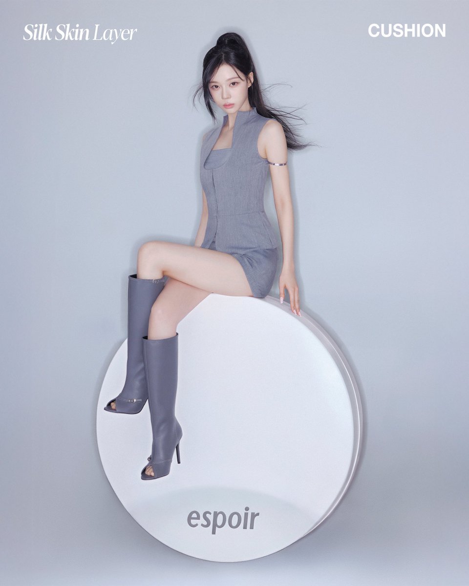 wntrult's tweet photo. aespa WINTER in new pictures for Espoir Silk Skin Layer Cushion. https://t.co/mZPa99dRrP