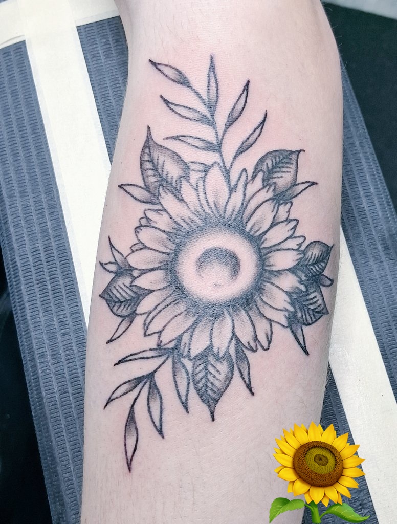 BygoneSinner's tweet photo. Hope everyone enjoyed their Fat Tuesday, tomorrow the real grind begins! Chapter 9's full audio drops tomorrow.
https://t.co/tFSYzcHBY1
Oh and here's a tattoo I did today.
#WritingCommunity #IndieAuthor #AmericanTraditional #tattooartist https://t.co/YU8qHB8soz