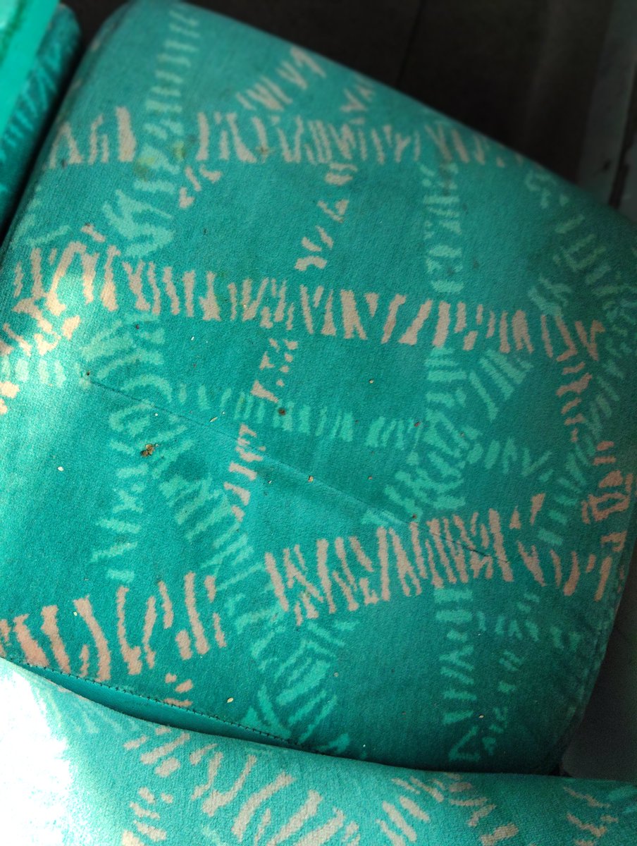 Trkhati2020's tweet photo. @RailwaySeva the train seats and entire AC chair coach is not cleaned properly. Strains and waste material from previous trip is spreading everywhere, kindly arrange to clean it. 
PNR- 6464466039 https://t.co/FvCzJzwt5W