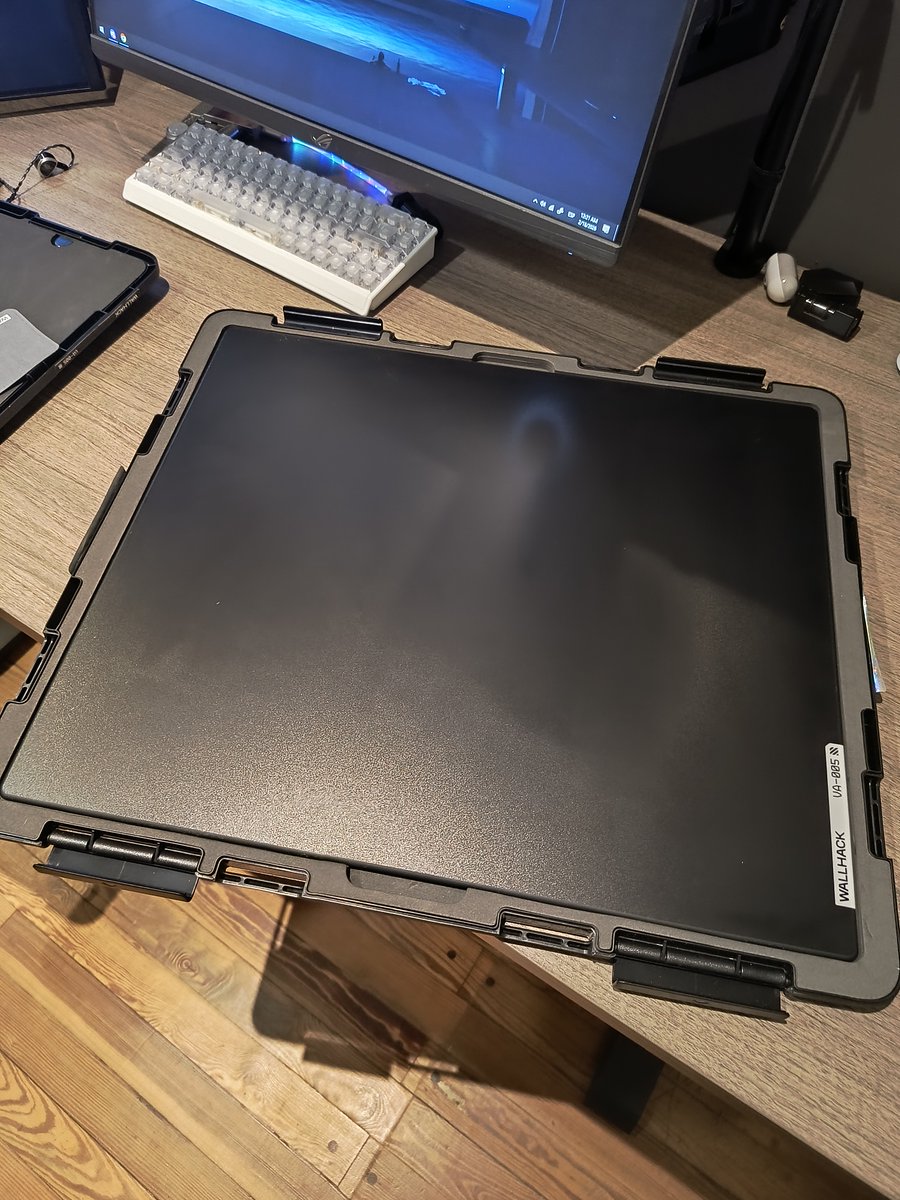 orzatech tweet media