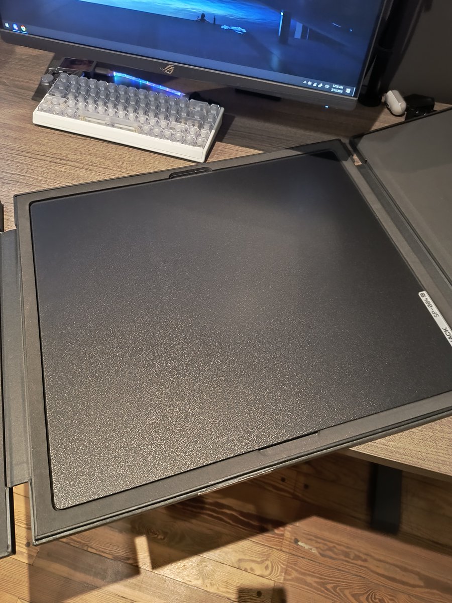 orzatech tweet media