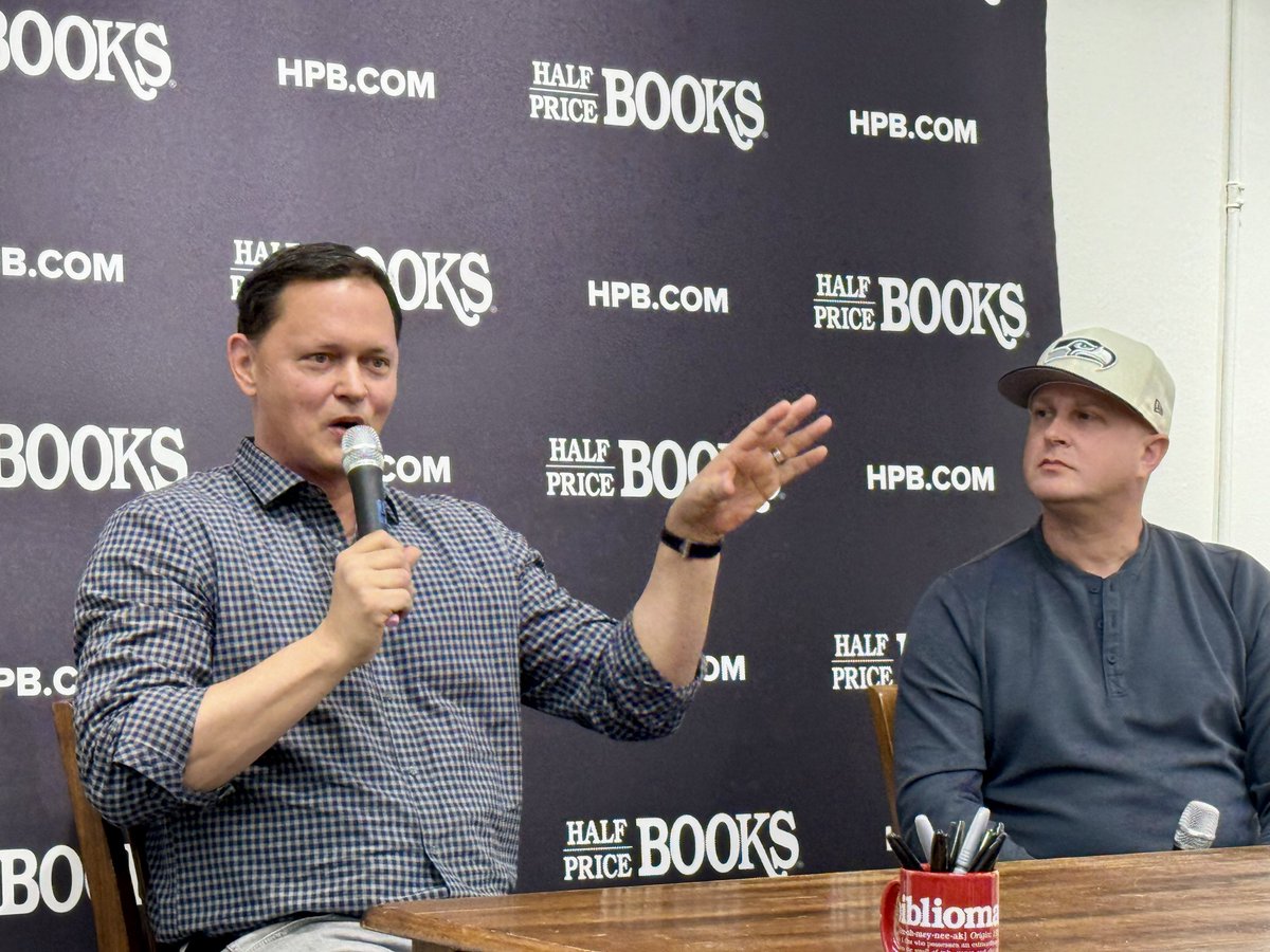 retrophisch's tweet image. Great seeing @MarkGreaneyBook tonight, as he was interviewed by the incomparable @JackStewartBook, for the launch of his latest thriller, The Hard Line. The 15th entry in his Gray Man series, Mark continues to impress, putting his heroes in new situations without resorting to the