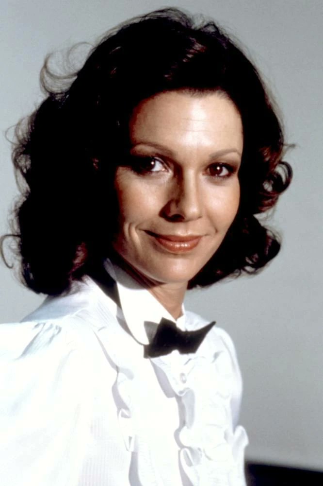 Feb 18: Never Say Never Again (1983)
This marks the first occasion that Moneypenny is played by another actress (unless you include Casino Royale 1967). She was played by Pamela Salem who was in several Doctor Who episodes and also played the witch Belor in "Into the Labyrinth."