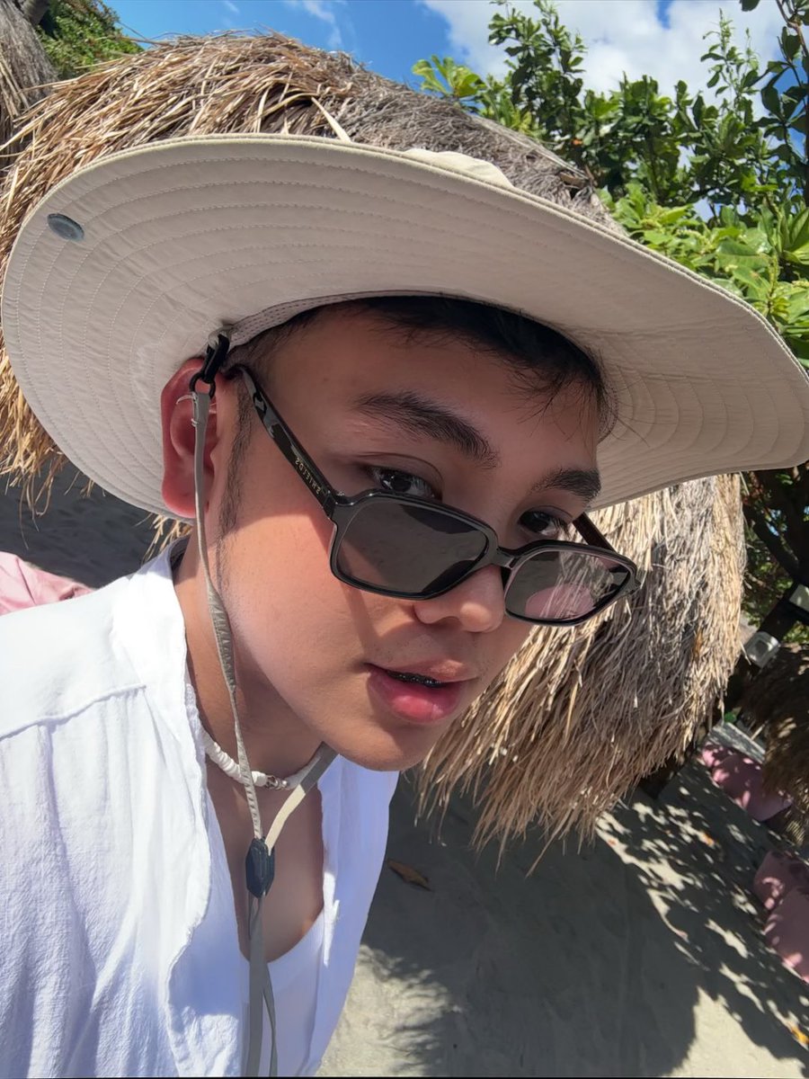 frdnzgerard's tweet photo. 🏖️ https://t.co/y0EyR8C2K0