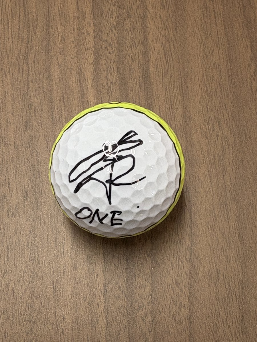 bstbs_golfone's tweet photo. #bstbs  #ゴルフONE #プレゼント企画
【ベイスターズ開幕直前SP】

#大和 さんのサイン入りボールを
1名様にプレゼント🎁✨

応募方法は フォロー&amp;リポスト📷

締め切りは3/28(土)まで！
ご応募お待ちしております！

過去の放送はU-NEXTで💁‍♀️ https://t.co/KFYDkWMJuA