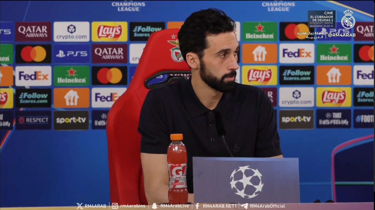 — هل فكرتم في الانسحاب من المباراة؟

🚨🎙️ ألفارو أربيلوا: "قال الحكم إنه لم يسمع شيئاً. نحن نقف مع فينيسيوس؛ لا يمكننا التسامح مع هذا النوع من السلوك. مهما كان قرار فيني، كنا سندعمه."