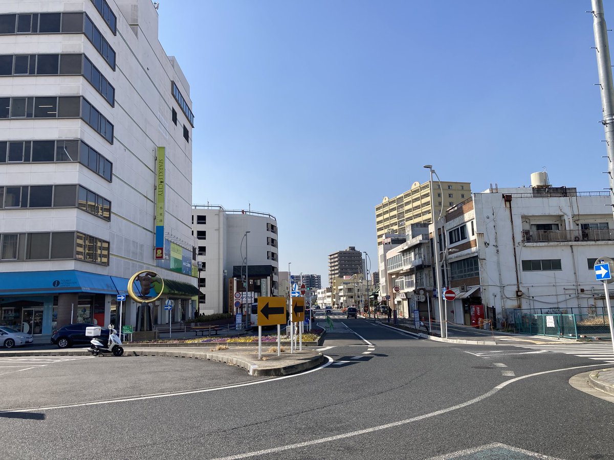 DuoFutaba's tweet photo. 本日は木更津まで来ています。羽田空港からの高速バスで、距離の割にはすぐ着きました。(小林) https://t.co/pb9G63xcEK
