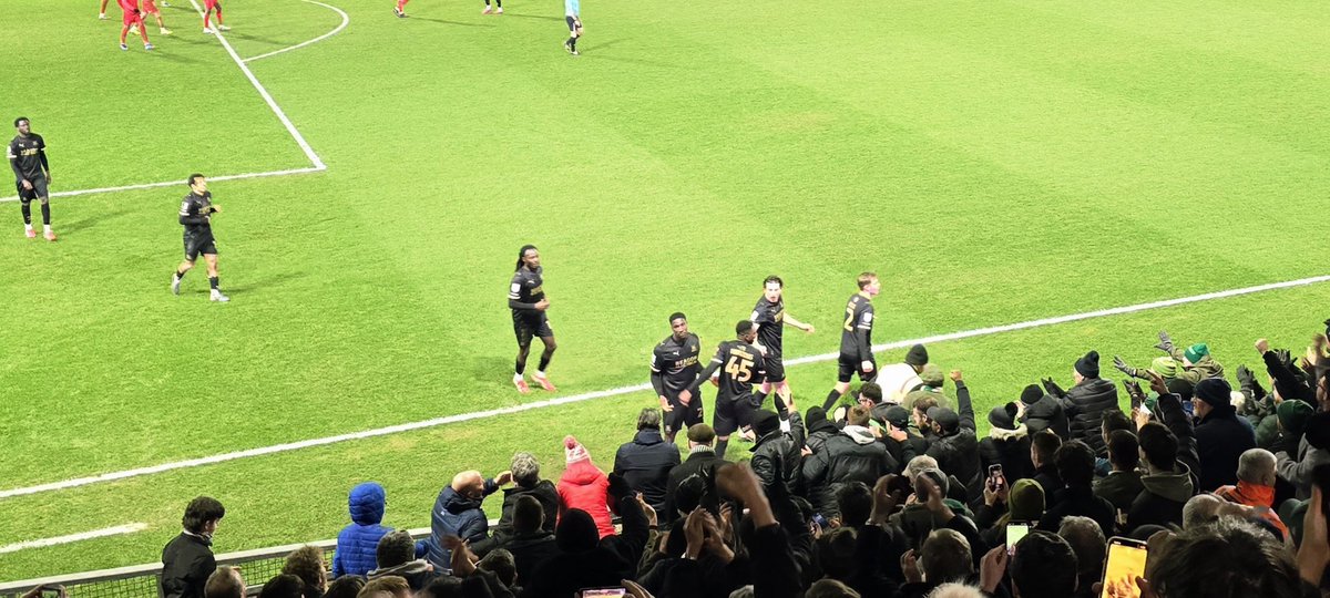 Leyton Orient 1:3 Plymouth Argyle. A 5am ⏰️ and back on the <a href="/Eurostar/">Eurostar</a> 🚆 to 🇧🇪 after another fantastic <a href="/Argyle/">Plymouth Argyle FC</a> away win. That is now 3 in a row for me. A great 2nd half and 🇳🇬 #Argyle 🇳🇬 now 6 points from the Play-Offs.  Another sold out away end for #PAFC. Bim Pepple on 🔥