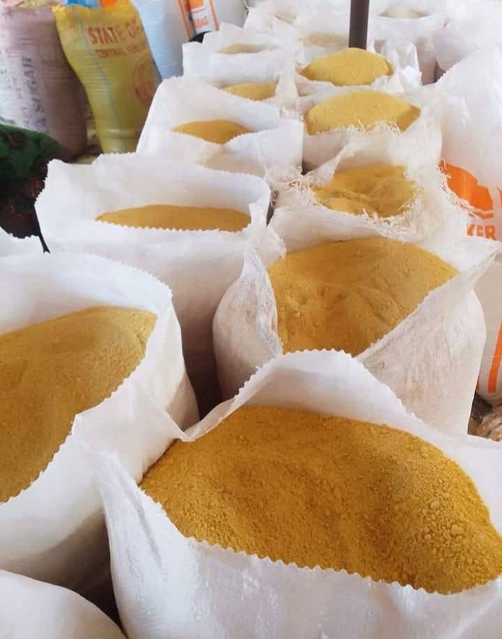 VTarvershima's tweet photo. Fresh crunchy Garri  and Kulikuli without sand Available for immediately pick up 

Custard Rubber of Garri 1500.
Mudu 600
Kulikuli Custard Rubber 7k.
Mudu 2500.

Makurdi and Lafia.
Nation wide delivery .

07082478508/Whatsapp 
07054149644. https://t.co/YWXGAyq7Xt