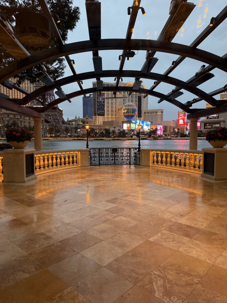 ☕️Gm from sin city 🌆 Las Vegas