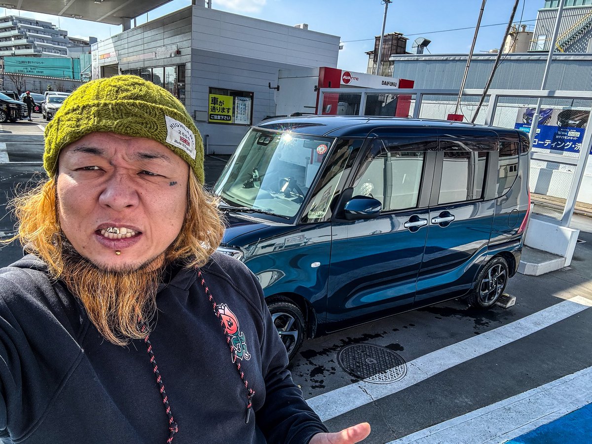 vevevevenjo420's tweet image. 天気がいいから洗車した

もうこのタントも7年乗っている