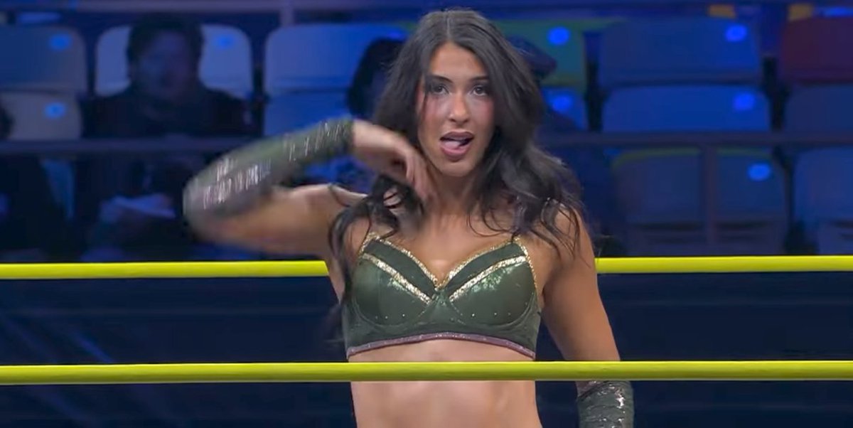 NVhowlingWolves's tweet photo. #TNAxplosion
@BigBadMama06 gets in the #TNAKnockout Squared Circle to take on @itsmilamoore in Stellar Singles Action!!!
Big Mama looking to put this one in the win column until outside interference caused a distraction leading to Mila's WiN!
๐ @ThisIsTNA on YouTube https://t.co/c0T7o47HuG