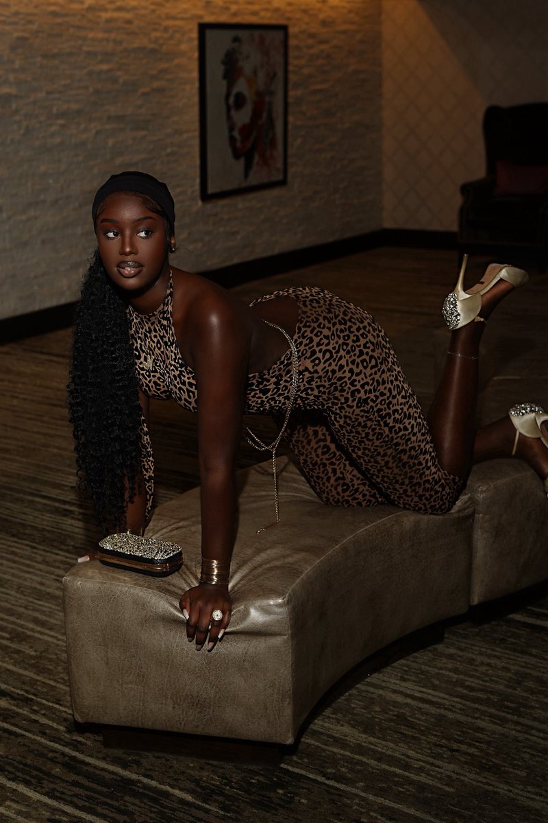 DeyMonae's tweet photo. 🐆. https://t.co/54SSpMVUkd