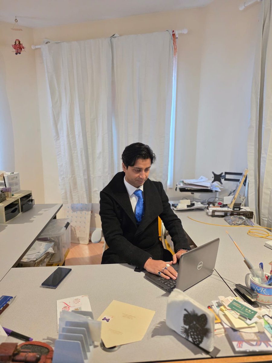 Advocate Aashuutosh Srivastava at his office in New Jersey (NJ), USA 🇺🇸

Committed to delivering legal excellence with professionalism, integrity, and global perspective.

#AdvocateAashuutoshSrivastava #newjerseyoffice #LegalExcellence #InternationalLaw #LawOfficeNJ