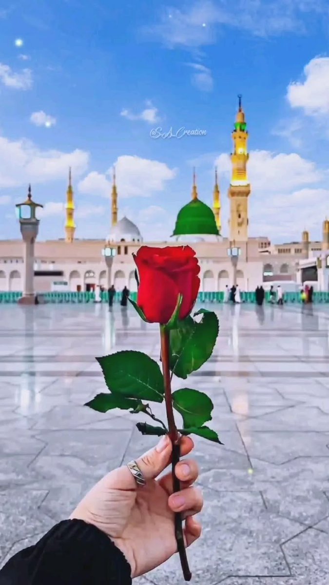 اسلام علیکم 

رتبہ بھی میرے سر کو تیرے در سے ملا ہے 
حالانکہ مجھے سر بھی تیرے در سے ملا ہے 
لوگوں کو ملا ہے تو مقدر سے ملا ہے 
مجھ کو تو مقدر بھی تیرے در سے ملا ہے 

صبح بخیر 🥀

#طوبی_نور
#اردو_زبان