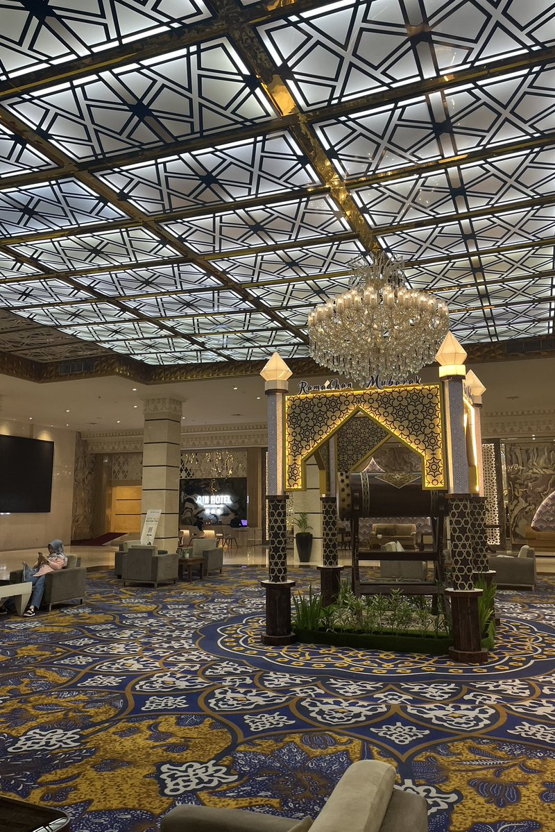 doyankecot's tweet image. with my two loved ones 🪐