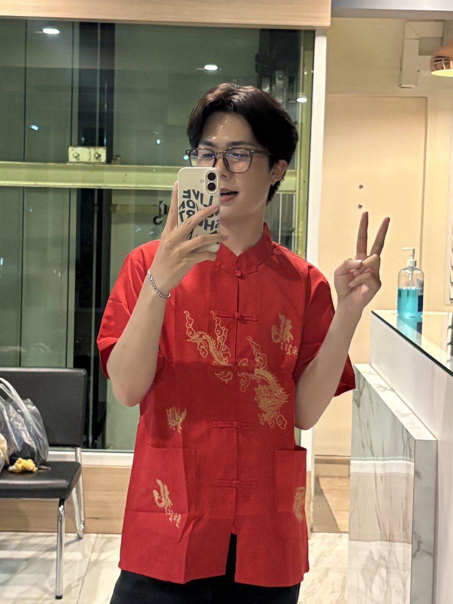 AATCMU's tweet photo. ไม่เอาตี๋แว่น ไม่เอาตี๋แว่น เอา!!!!! https://t.co/sMAxtINUv7