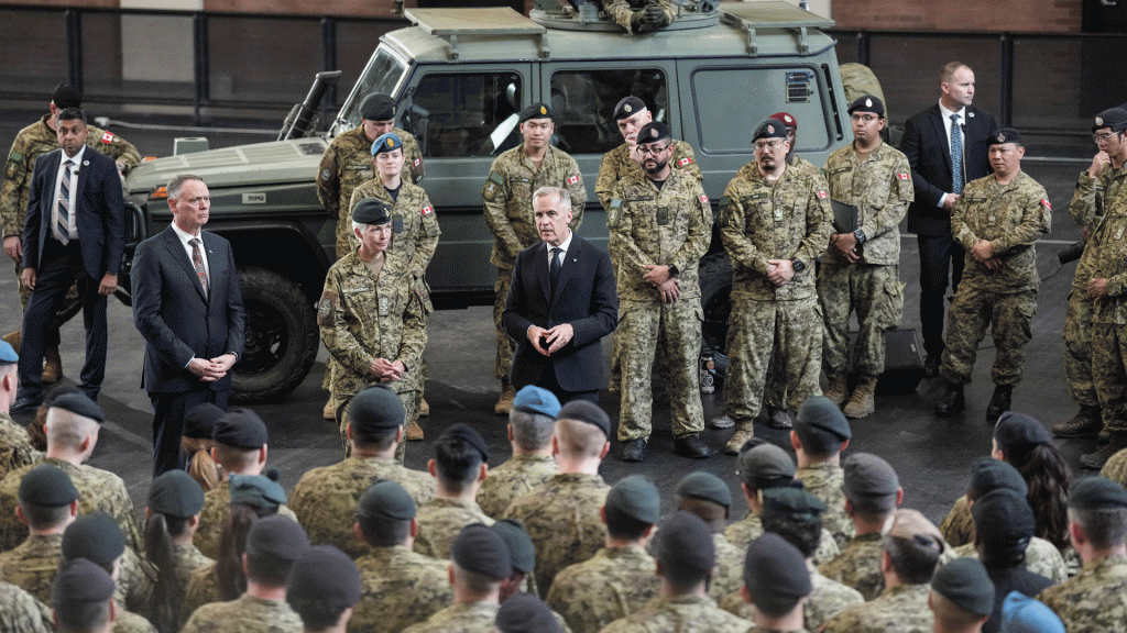 L_ThinkTank's tweet image. [ 🇨🇦 CANADA ]

🔸 Le gouvernement de Mark Carney lance la première stratégie industrielle de défense du Canada : un plan de 6,6 milliards $ visant à porter à 70 % la part des contrats militaires attribués à des entreprises canadiennes et à créer 125 000 emplois dans le