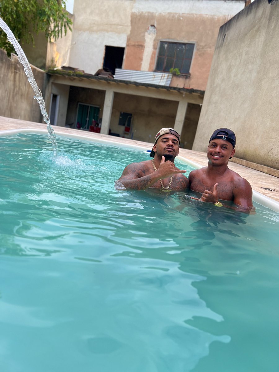 Arcanjonegro22's tweet photo. O Cara Mais 7 Que Existe 😅🤣💪🏽 https://t.co/s7wEHRI6UI