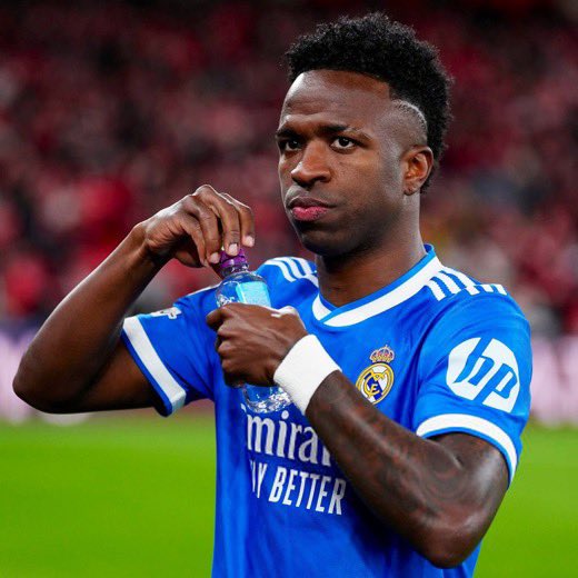 People are asking why is Vini always the only black player embroiled in racism incidents. He is one of the few elite players willing to confront racism head on whenever it is committed. Others face it &amp; keep quiet. For that, he is a black hero in my books