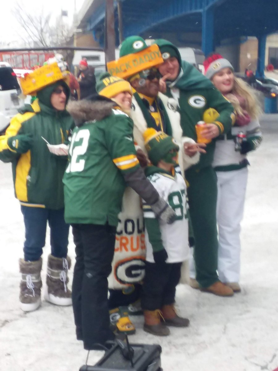 Top Dawg Tailgate tweet media