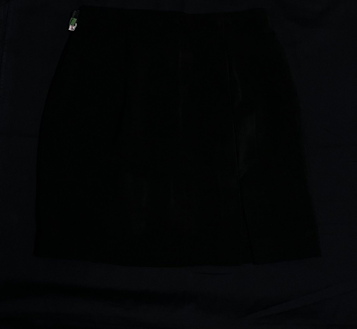 cyrareeided's tweet photo. ทรงเอ ผ่าหน้า สีดำ มีกระเป๋า ผ้านาโน
ยาว 15 เอว23 สะโพก33
piece : 60 baht
#เสื้อผ้ามือสอง #ส่งต่อเสื้อผ้า #ส่งต่อเสื้อผ้ามือสอง #ส่งต่อเสื้อผ้ามือ2 #ส่งต่อรองเท้า #โล๊ะตู้ #ส่งต่อชุดนักศึกษา #ส่งต่อชุดนิสิต #กระโปรงทรงเอ #เสื้อนักศึกษา #ชุดนักศึกษา #ปล่อยต่อเสื้อผ้า https://t.co/vsuPABpL8r