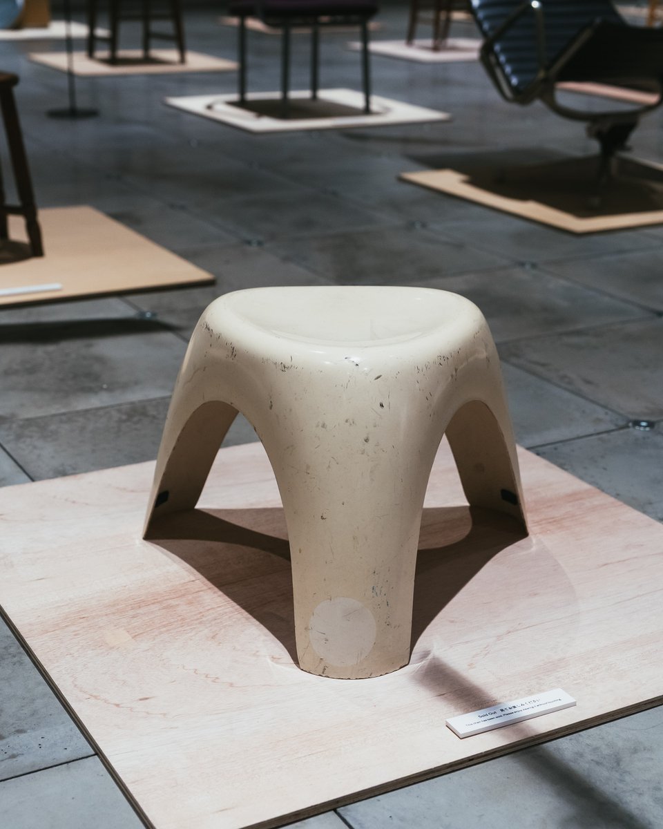 お店をオープンしたときから使い続け、お客さんとの交流のあとも感じ