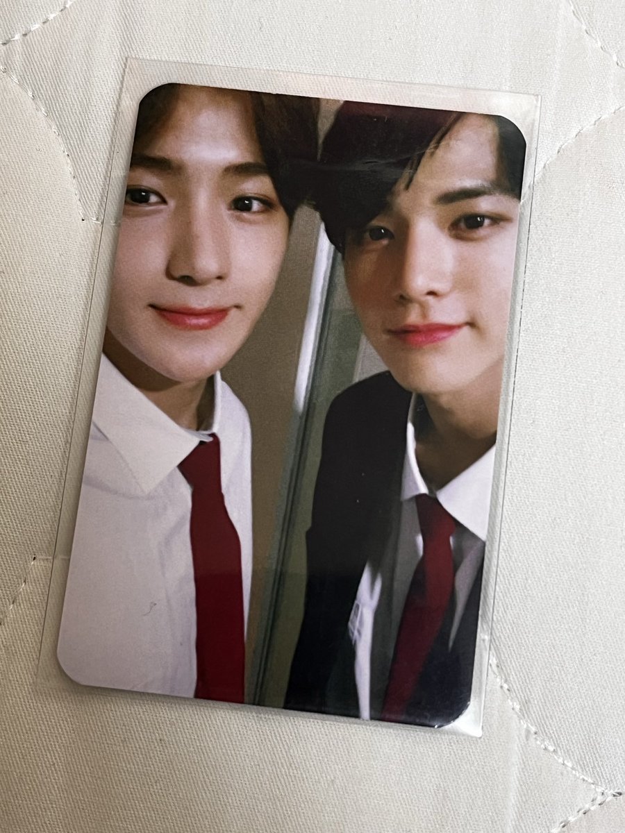 더보이즈 영훈 재현 포카 양도

- 0.5

open.kakao.com/o/sN27GQVh

상연 제이콥 영훈 현재 주연 케빈 뉴 큐 선우 에릭 굿즈 theboyz tbz pc poca photocard sell
