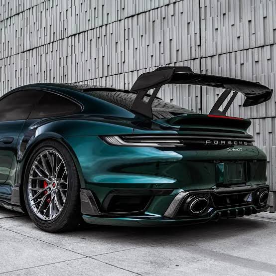 gw akuin ini jersey ijonya mewah! 
foto porsche hanya pemanis. 

kudos! tim Specs. 💯👏 
<a href="/Jerseyforum/">Si Paling Jersey</a> <a href="/Officialkjti/">Kolektor Jersey Timnas Indonesia</a>