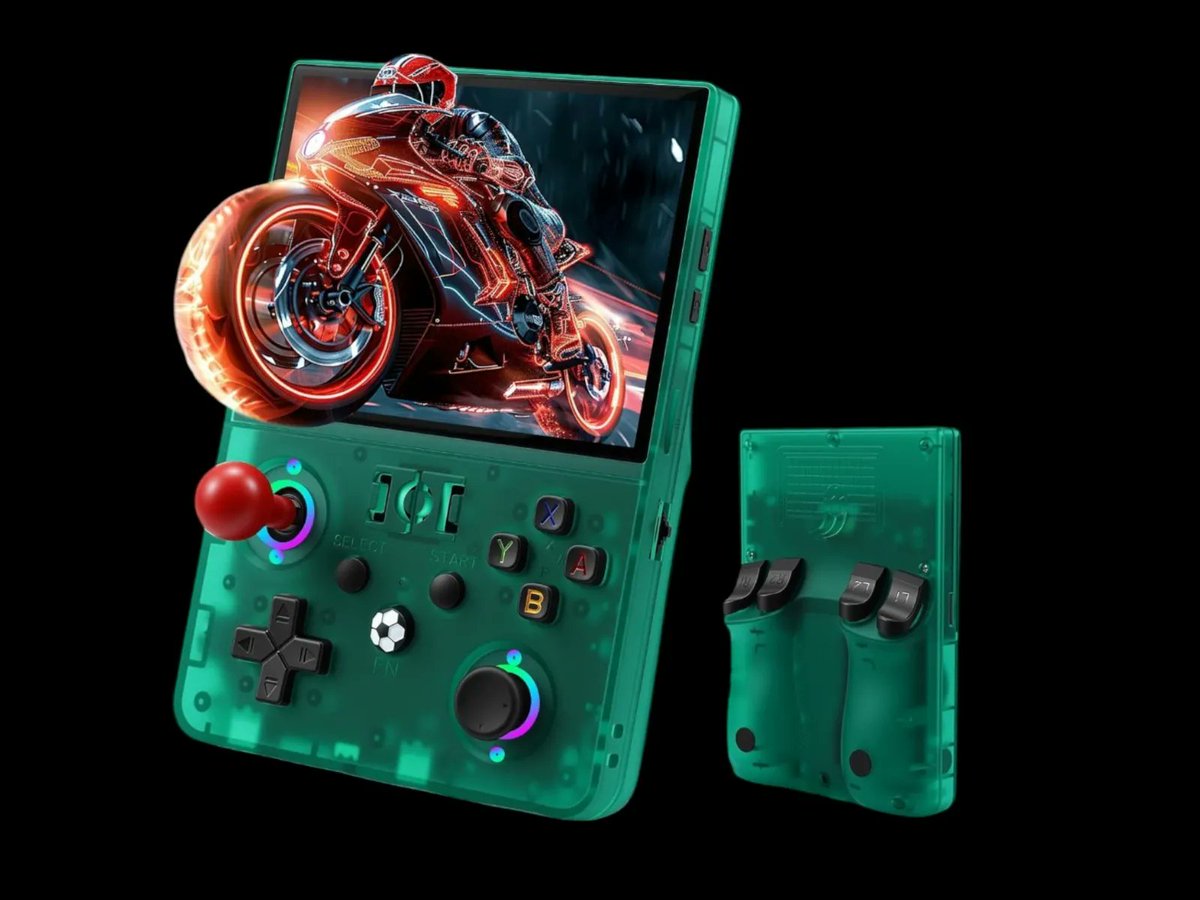daily_gadget_jp's tweet photo. Game Console「R36 Max 2」がまもなく発売！4:3画面と操作性改善でレトロゲーム体験を没頭できる1台
https://t.co/QhLXz7gE1r
#デイリーガジェット #R36Max2 https://t.co/1l5vXaHeDb