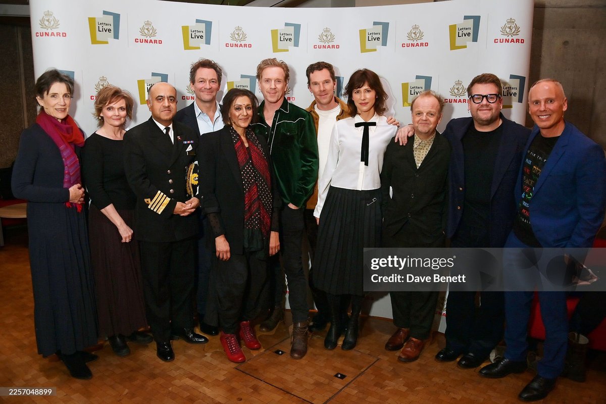 FanFunDamian's tweet photo. Damian Lewis was among the stars who read at Letters Live for The King's Trust! Get the scoop and see Damian reading a poem here: https://t.co/E2XGrd6eTW #DamianLewis #BenedictCumberbatch #DominicWest #JamesCorden #LettersLive #TheKingsTrust https://t.co/ozAHqFMZMe