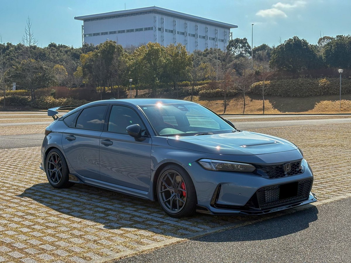 oKoNoMiYaKi tweet media