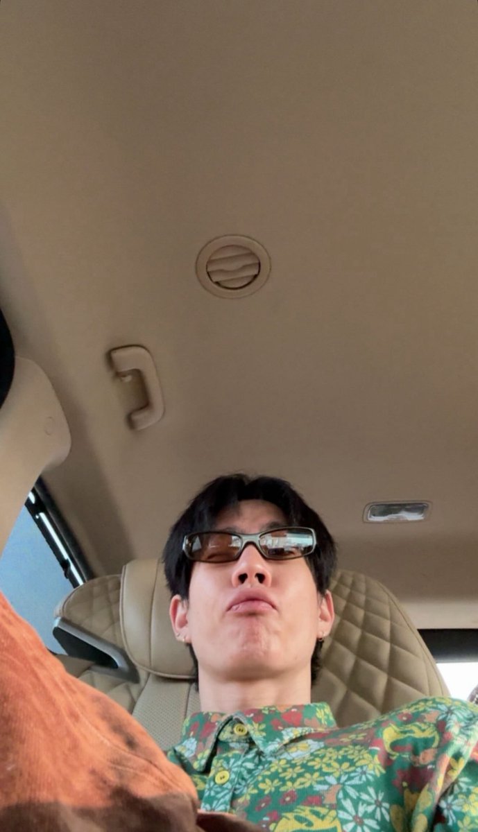 𝗢𝗳𝗳. tweet media