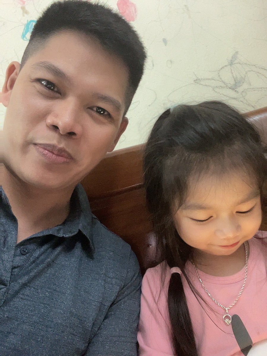 TheHungALOHA's tweet photo. Năm mới nhà con kính chúc Dượng và đại gia đình Thị trấn mình sức khoẻ, an khang, hạnh phúc, làm ăn ngày càng Hồng Phát ạ🚀🚀🚀🚀🚀 https://t.co/PBB1Z6uHxC