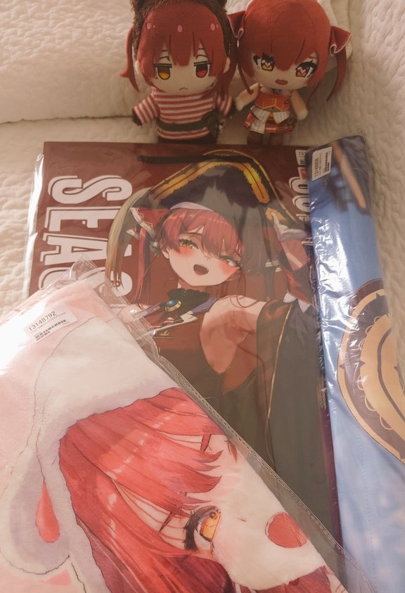あかさあいさんのC107新刊フルセット、もふもふブランケット、等身大