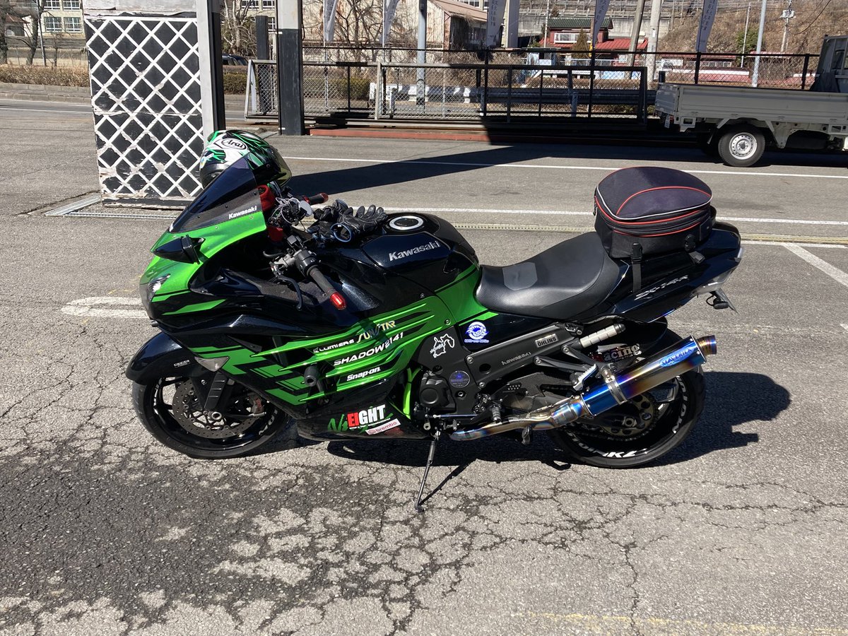 ふと大月市・笹一酒造でお酒を買おうと思いたった。着いたらカワサキ