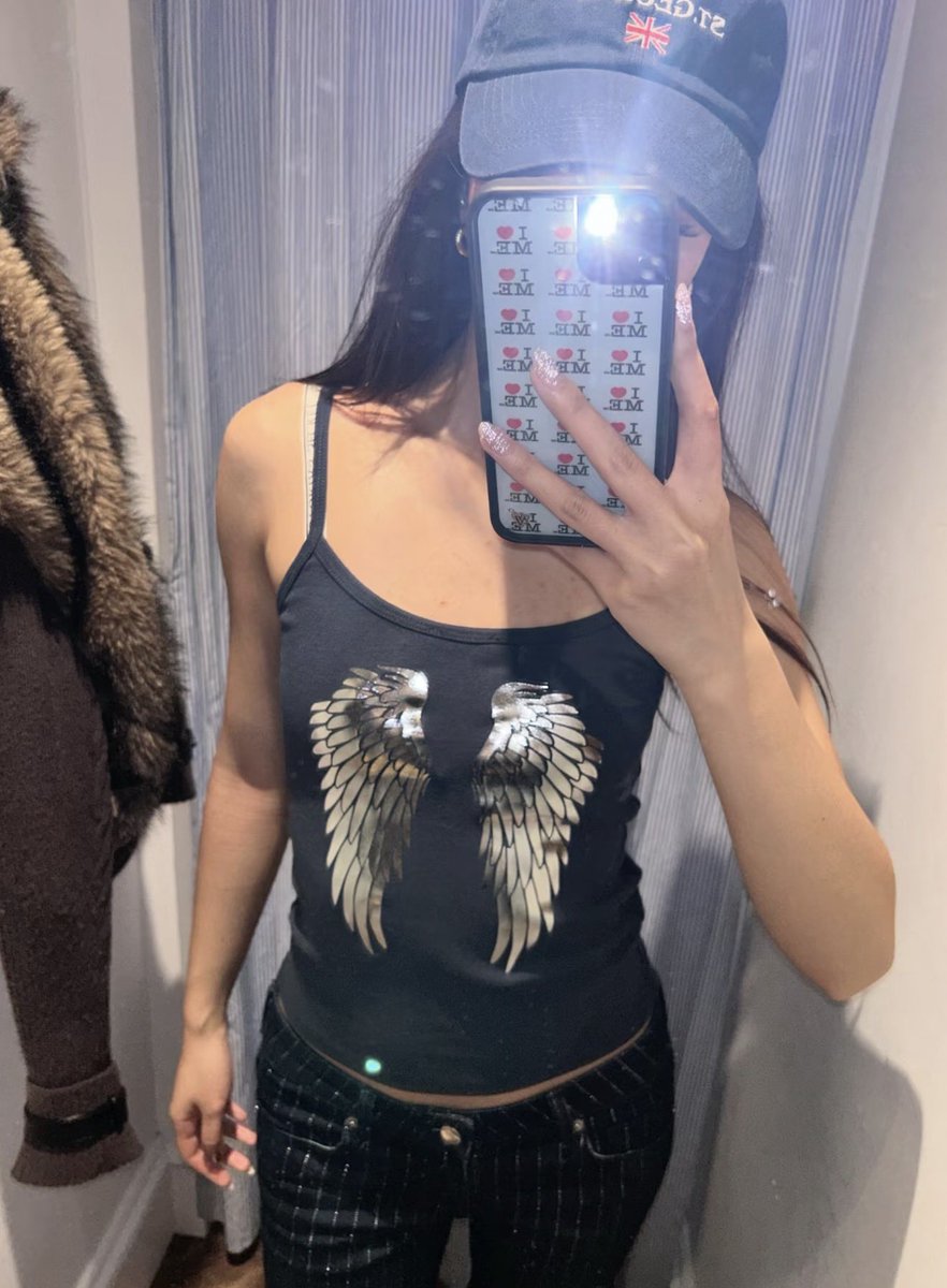koreanstoreice's tweet image. รับหิ้ว พรีออเดอร์ เสื้อสายเดี่ยว Subdued Wing tank
💸ราคา 850฿
✅มัดจำได้ 400฿
📮ค่าส่งeco40/ems60
✈️รอของ1-2สัปดาห์
💌สั่งซื้อDM

#subduedthailand #subdued #รับหิ้วsubdued #brandymelville #รับหิ้วจีน #พรีออเดอร์จีน #พรีออเดอร์ญี่ปุ่น #รับหิ้วญี่ปุ่น