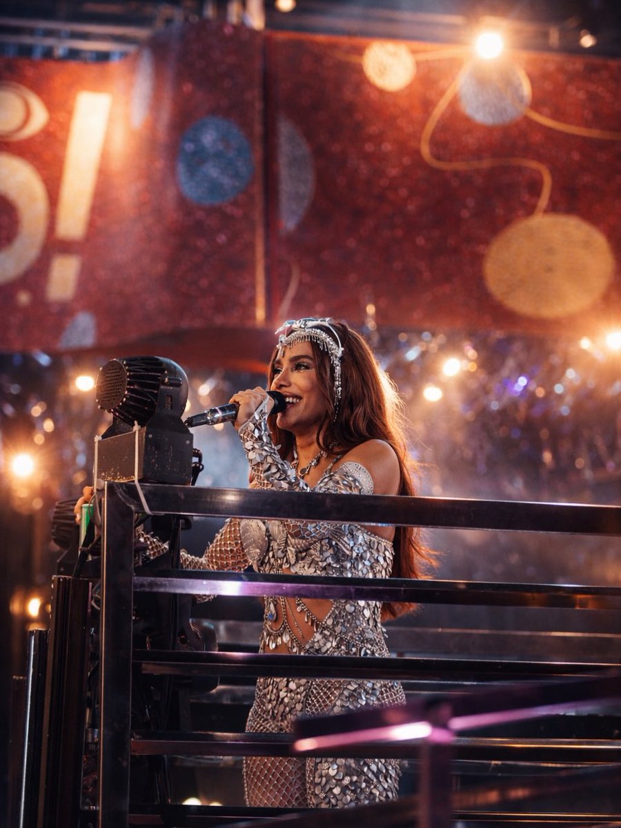 Ferredrica's tweet photo. Simplesmente @Anitta 😍 que mulher senhoras e senhores https://t.co/dwfR7LRw08