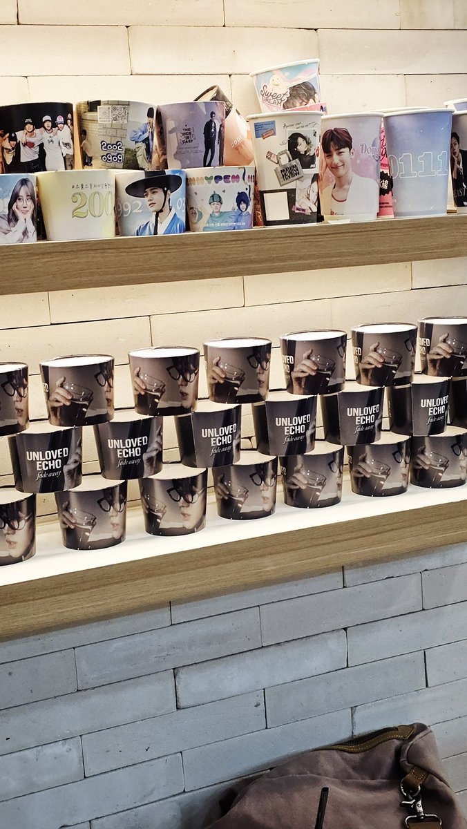 yysmvp's tweet photo. 🪽멋쟁이 요섭이 컴백!! 💛✨

☕ “KBS점 모라모라 카페”는 오늘(18일)은 오후 3시부터 6시까지 3시간만 영업중이니 참고하시고 방문해주세요💛🪽

#멋쟁이_요섭이_컴백 #매일밤_매일낮_양요섭 #UNLOVED_ECHO #옅어져가 #양요섭 #요섭이의_MVP https://t.co/H9S2WD2ecF