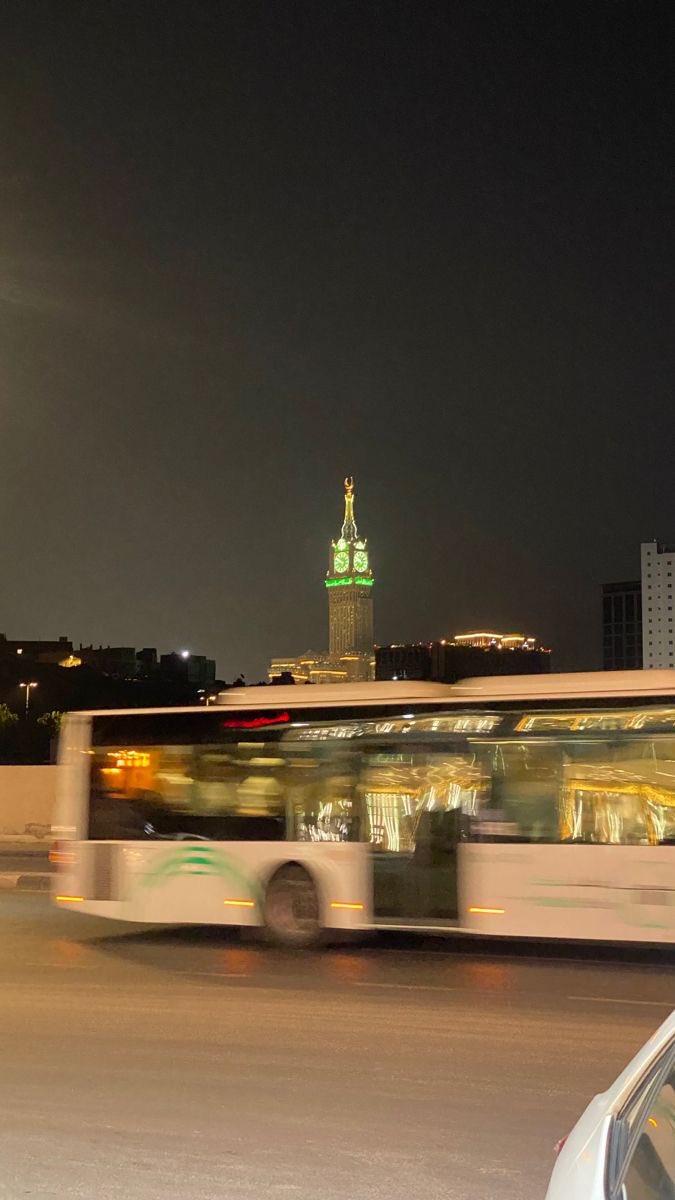 Etudislam tweet media