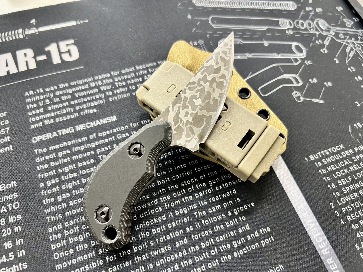 404BLADE tweet media