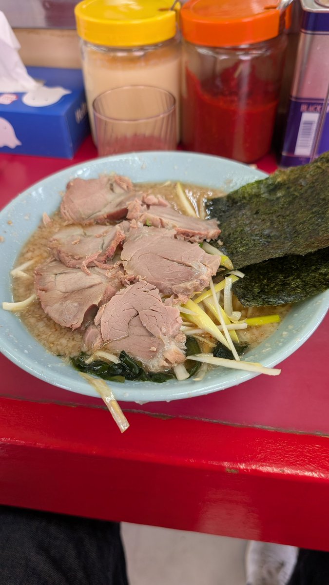 さとる tweet media