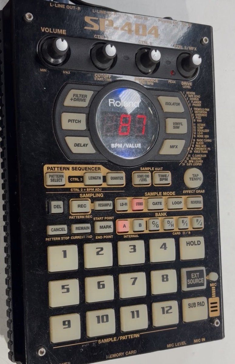 陶山特殊電気 tweet media