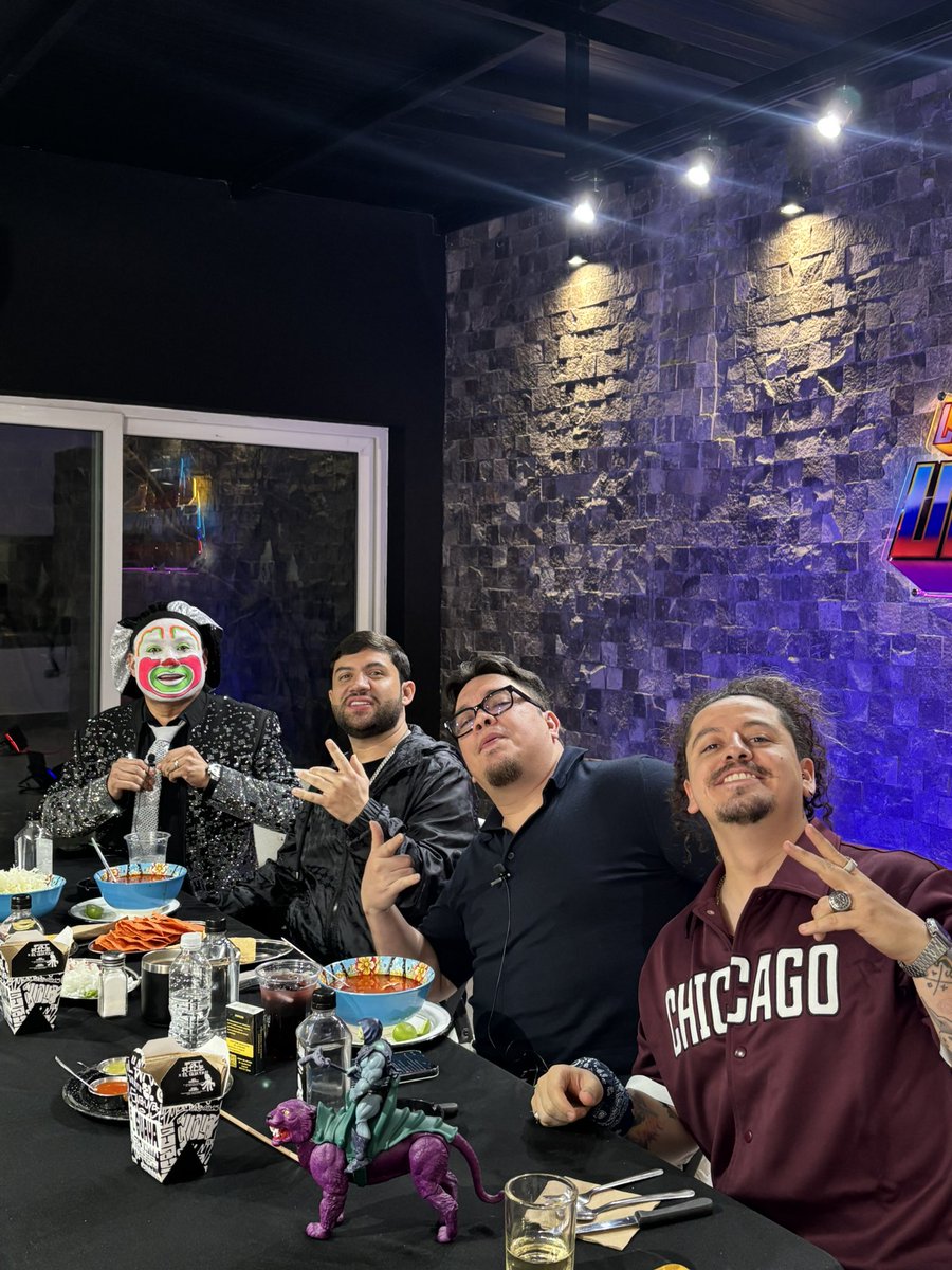 Franco Escamilla tweet media